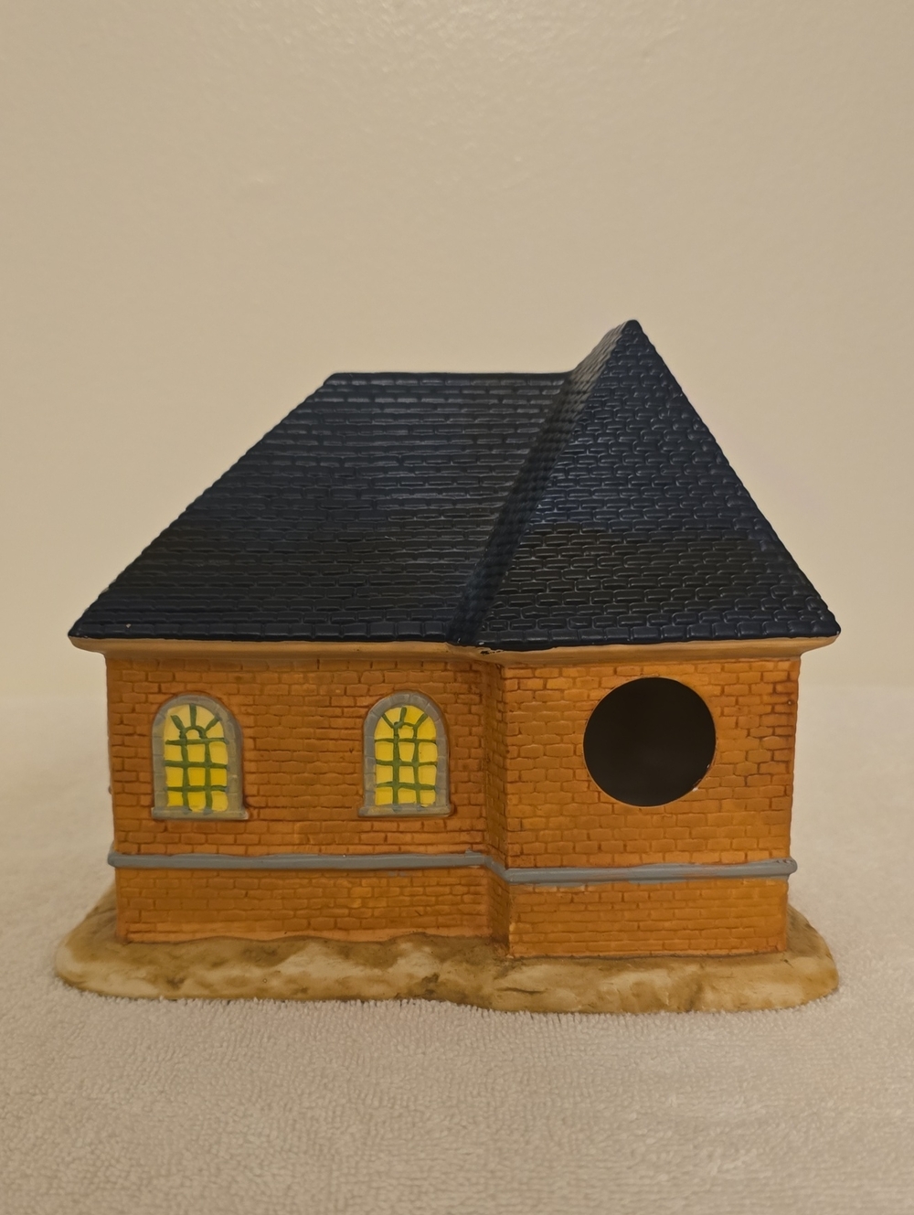 Vintage Fall Harvest Village House - Picture 8 of 17
